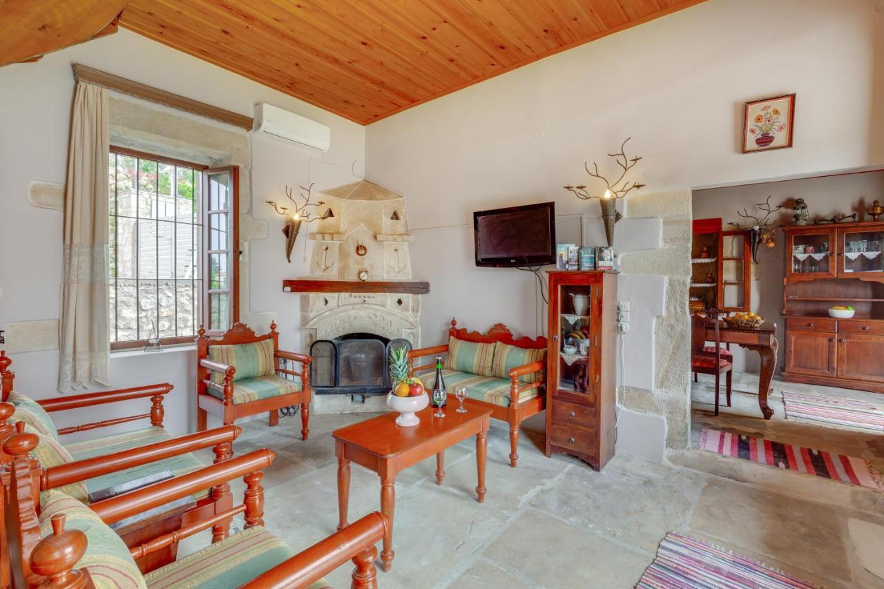 Traditional Home Vereniki With Heated Pool - By Apokoronas Villas Gavalochori Exterior foto